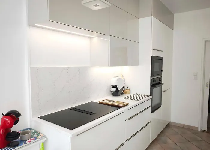 Апартаменти With Balcony - Sea View Аяччо