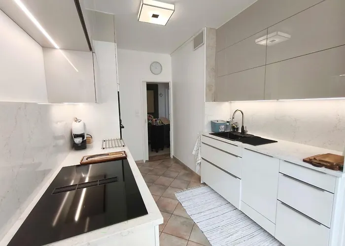 With Balcony - Sea View Апартаменти