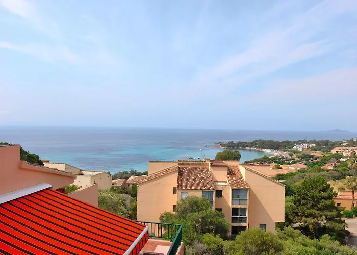 With Balcony - Sea View Апартаменти *